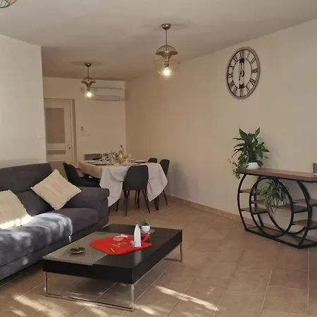 Le Buis Des Collines, Classee 3 Etoiles Atoutfrance, Magnifique Superbement Decoree Et Tres Bien Equipee, Ideale Pour 6 Pers, Terrasse Exterieure Avec Son Coin Spa, Clim, Parking Privatif *