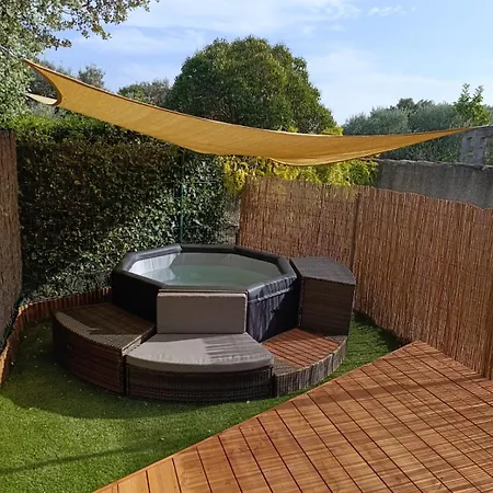 Villa Le Buis Des Collines, Classee 3 Etoiles Atoutfrance, Magnifique Superbement Decoree Et Tres Bien Equipee, Ideale Pour 6 Pers, Terrasse Exterieure Avec Son Coin Spa, Clim, Parking Privatif