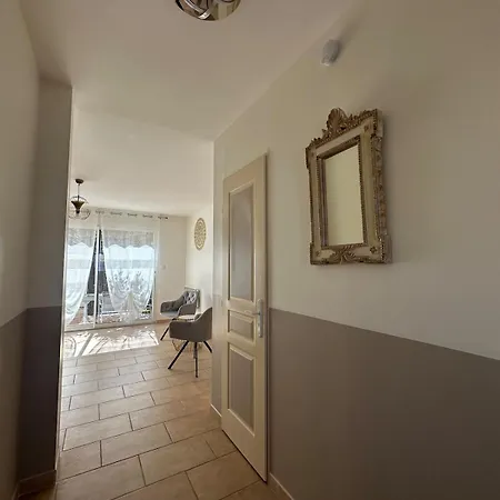 Le Buis Des Collines, Classee 3 Etoiles Atoutfrance, Magnifique Superbement Decoree Et Tres Bien Equipee, Ideale Pour 6 Pers, Terrasse Exterieure Avec Son Coin Spa, Clim, Parking Privatif *