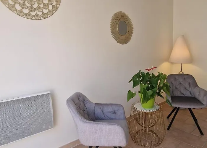 Le Buis Des Collines, Classee 3 Etoiles Atoutfrance, Magnifique Superbement Decoree Et Tres Bien Equipee, Ideale Pour 6 Pers, Terrasse Exterieure Avec Son Coin Spa, Clim, Parking Privatif Villa *