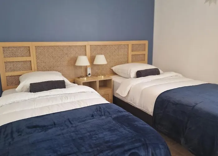 Le Buis Des Collines, Classee 3 Etoiles Atoutfrance, Magnifique Superbement Decoree Et Tres Bien Equipee, Ideale Pour 6 Pers, Terrasse Exterieure Avec Son Coin Spa, Clim, Parking Privatif Uchaud
