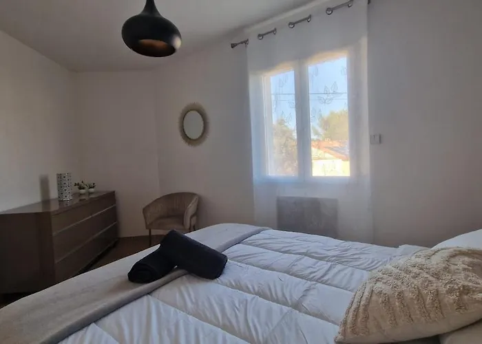 Le Buis Des Collines, Classee 3 Etoiles Atoutfrance, Magnifique Superbement Decoree Et Tres Bien Equipee, Ideale Pour 6 Pers, Terrasse Exterieure Avec Son Coin Spa, Clim, Parking Privatif *